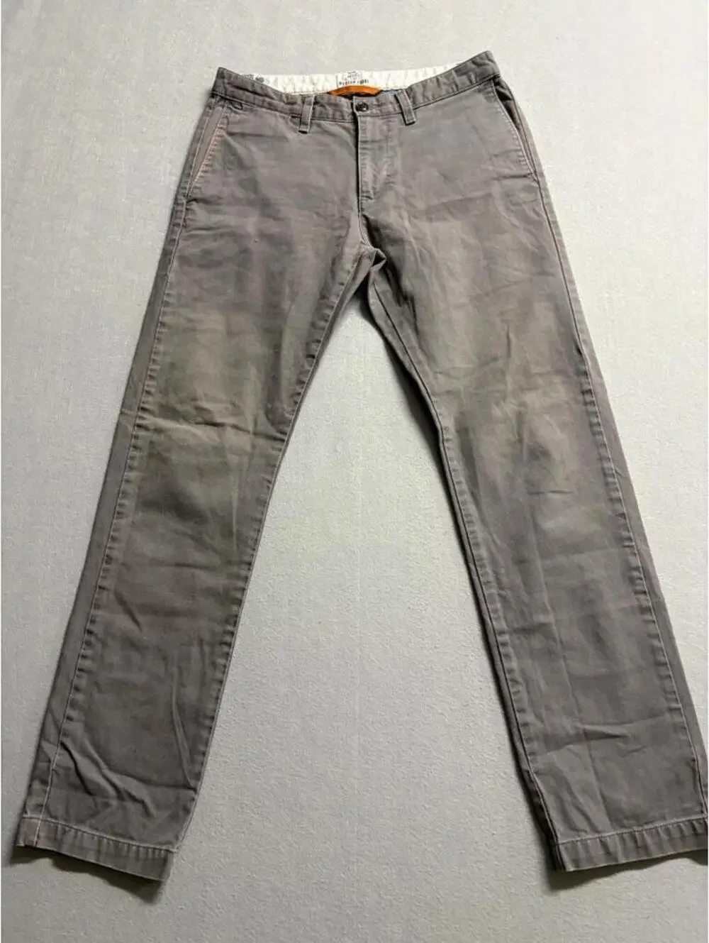 Dockers Pacific Collection Modern Khaki Pants Mens 31x32 Gray 100% Cotton Chino